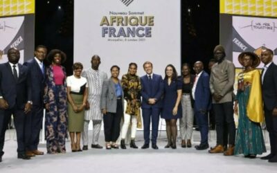 DÉÇU PAR LA JEUNESSE FRANÇAISE, MACRON TROUVE REFUGE AUPRÈS DE LA JEUNESSE AFRICAINE
