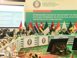 SOUTIEN DES PEUPLES AFRICAINS À LA JUNTE MILITAIRE AU MALI. LA CEDEAO ENTERRÉE PAR LES PEUPLES ?