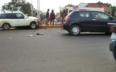 APRÈS L’ACCIDENT, DE VIVES ALTERCATIONS EN ATTENDANT LE CONSTAT DE POLICE