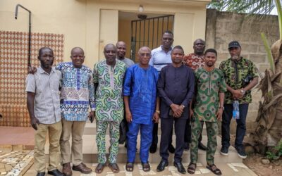 CONDOLÉANCES : UNE DÉLÉGATION DES OSC ET PARTIS POLITIQUES AU DOMICILE DE FEU Jacob AHAMA