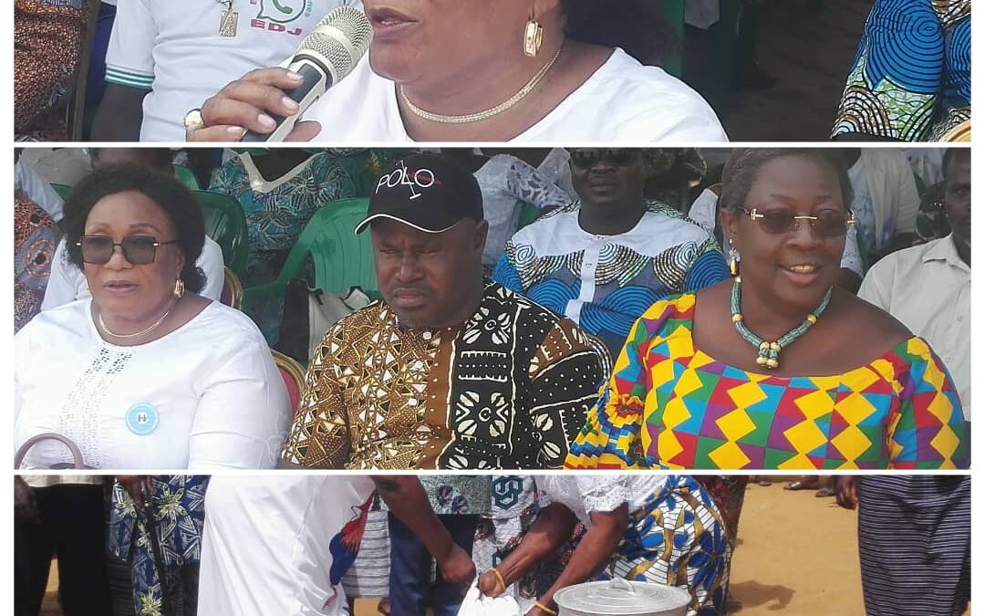 Mme IRÈNE DE SOUZA PRÉSIDENTE DE L&rsquo;ASSOCIATION « VEMIANOU » PARTICIPE À LA LUTTE CONTRE L&rsquo;EXTRÊME PAUVRETÉ PAR LA DISTRIBUTION DES KITS ÉCONOMIQUES AUX FEMMES DE LA COMMUNE LACS 3
