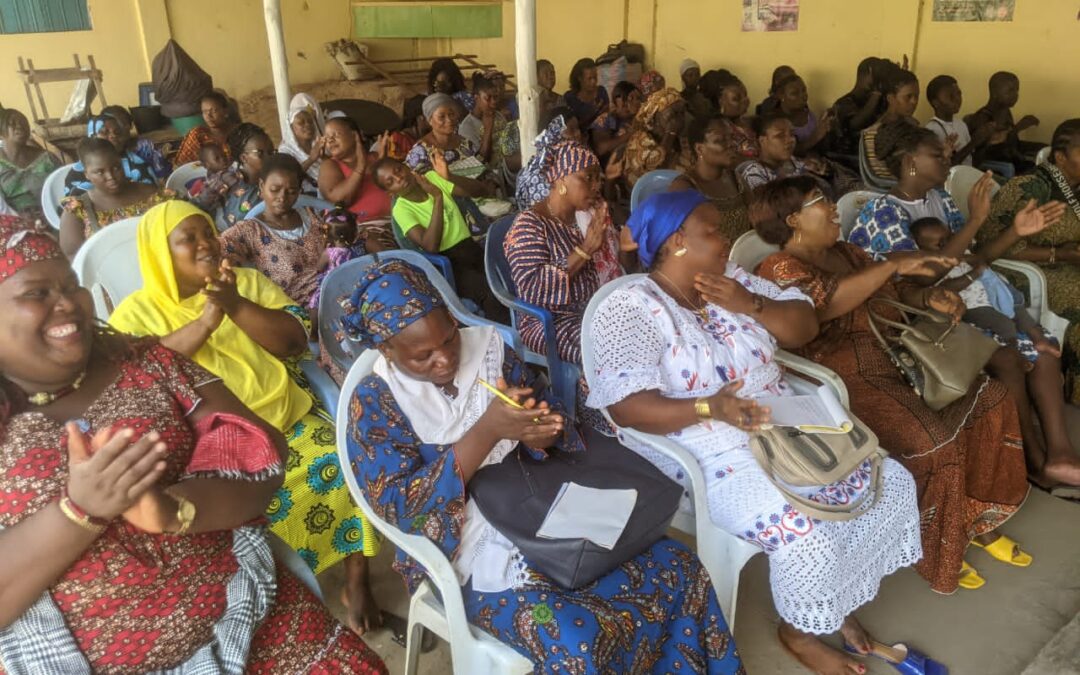 LOMÉ : LES FEMMES UNIR DES ZONES EST ET OUEST DE LOMÉ SENSIBILISÉES SUR LES THÉMATIQUES HYGIÈNE, SANTÉ PUBLIQUE, CRÉDIT..