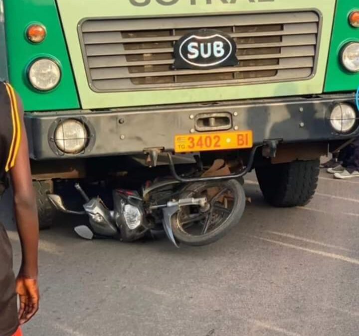 Drame à Attikoumé* *Encore !!! Un bus SOTRAL fauche deux vies