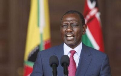 Kenya: le président William Ruto limoge son gouvernement.